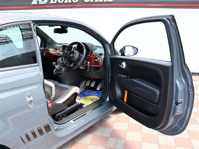 アバルト ５９５ コンペティツィオーネパフォーマンスＰＩＩ H30年 (関東) 99