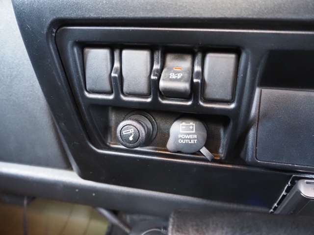 ジープ ラングラー スポーツ ソフトトップ ４ＷＤ H16年 (関東) 99