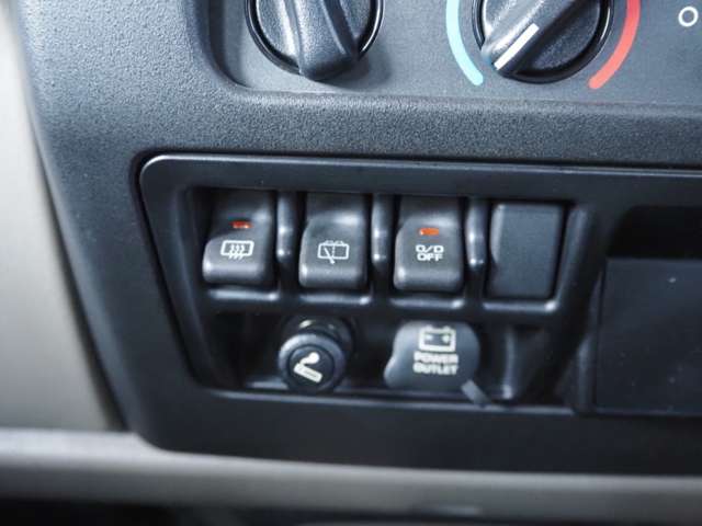 ジープ ラングラー サハラ ハードトップ ４ＷＤ H16年 (関東) 99