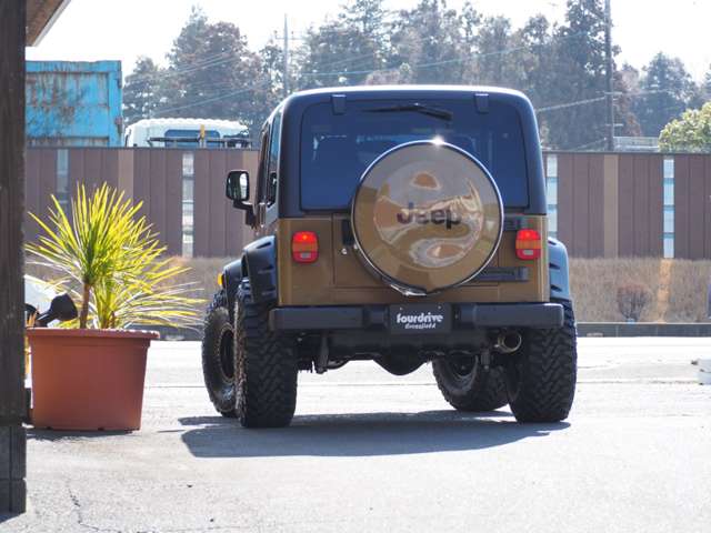 ジープ ラングラー サハラ ハードトップ ４ＷＤ H16年 (関東) 99