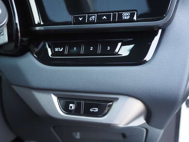 レクサス ＲＸ５００ｈ ５００Ｈ Ｆスポーツ パフォーマンス ４ＷＤ R6年 (近畿) 99