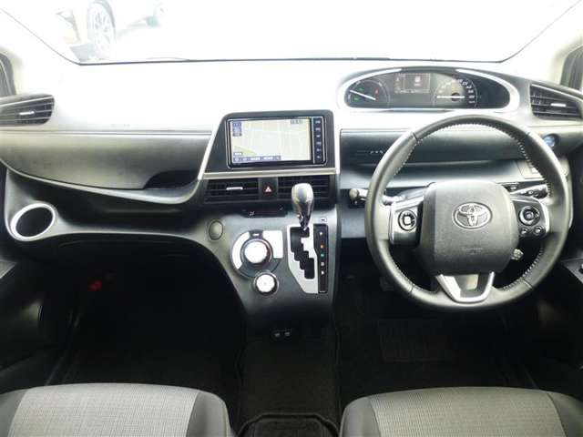 トヨタ シエンタ　ハイブリッド ハイブリッド １．５ Ｇ セーフティ エディションＩＩ R4年 (東北) 99