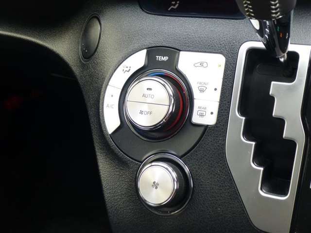 トヨタ シエンタ　ハイブリッド ハイブリッド １．５ Ｇ セーフティ エディションＩＩ R4年 (東北) 99