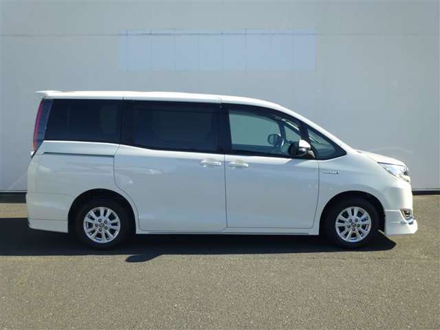 トヨタ ノア １．８ ハイブリッド Ｇ R1年 (東北) 99