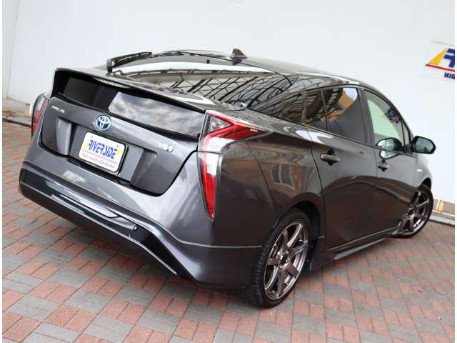 トヨタ プリウス １．８ Ｓ H28年 (関東) 99