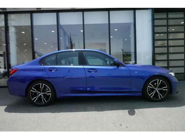 ＢＭＷ ３シリーズ ３１８ｉ　Ｍスポーツ R6年 (近畿) 99