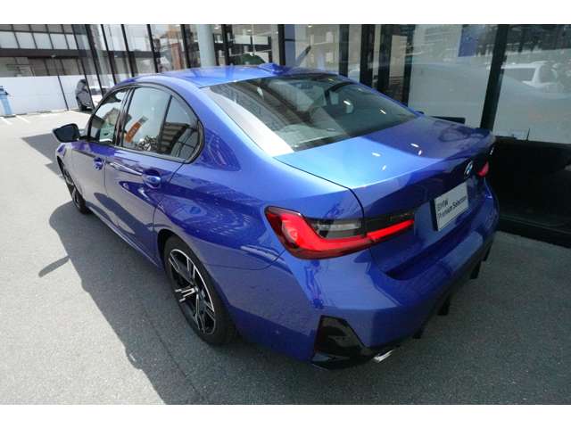 ＢＭＷ ３シリーズ ３１８ｉ　Ｍスポーツ R6年 (近畿) 99