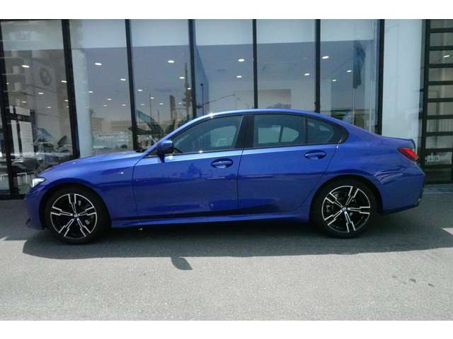 ＢＭＷ ３シリーズ ３１８ｉ　Ｍスポーツ R6年 (近畿) 99