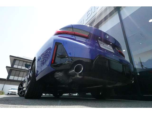 ＢＭＷ ３シリーズ ３１８ｉ　Ｍスポーツ R6年 (近畿) 99