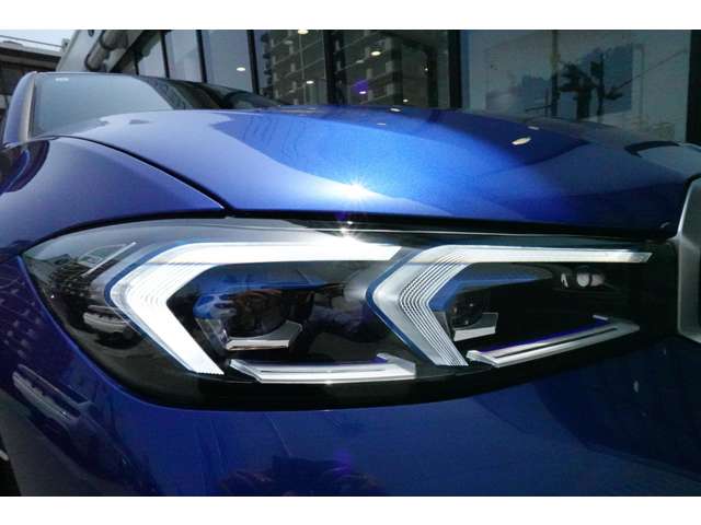 ＢＭＷ ３シリーズ ３１８ｉ　Ｍスポーツ R6年 (近畿) 99