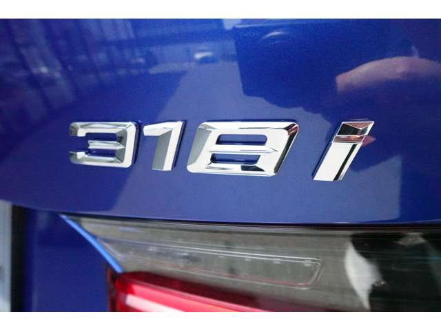 ＢＭＷ ３シリーズ ３１８ｉ　Ｍスポーツ R6年 (近畿) 99