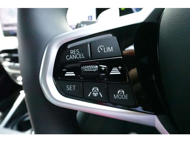 ＢＭＷ ３シリーズ ３１８ｉ　Ｍスポーツ R6年 (近畿) 99