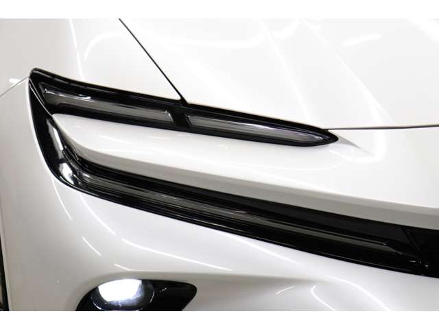 トヨタ クラウン　スポーツ　ハイブリッド ２．５ Ｚ Ｅ－ＦＯＵＲ ４ＷＤ R6年 (東海) 99