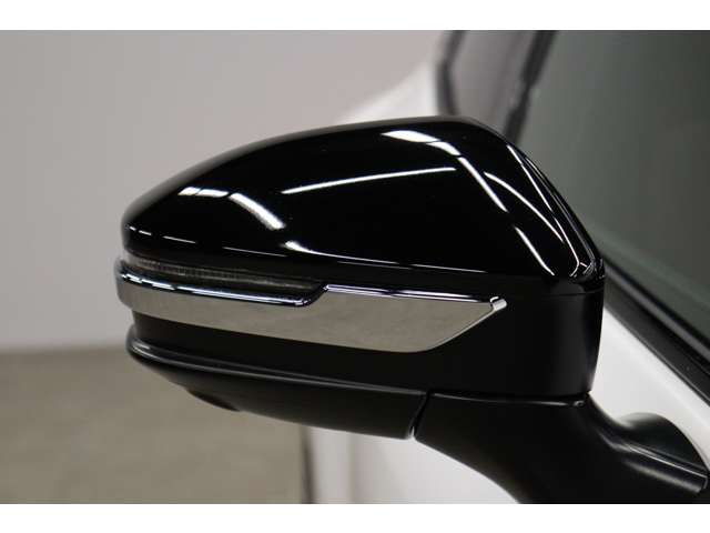 トヨタ クラウン　スポーツ　ハイブリッド ２．５ Ｚ Ｅ－ＦＯＵＲ ４ＷＤ R6年 (東海) 99