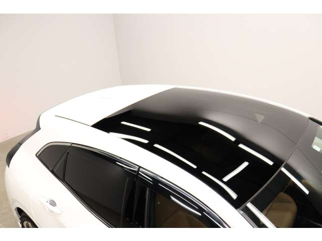 トヨタ クラウン　スポーツ　ハイブリッド ２．５ Ｚ Ｅ－ＦＯＵＲ ４ＷＤ R6年 (東海) 99