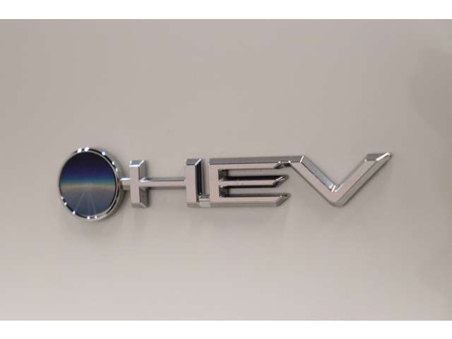 トヨタ クラウン　スポーツ　ハイブリッド ２．５ Ｚ Ｅ－ＦＯＵＲ ４ＷＤ R6年 (東海) 99