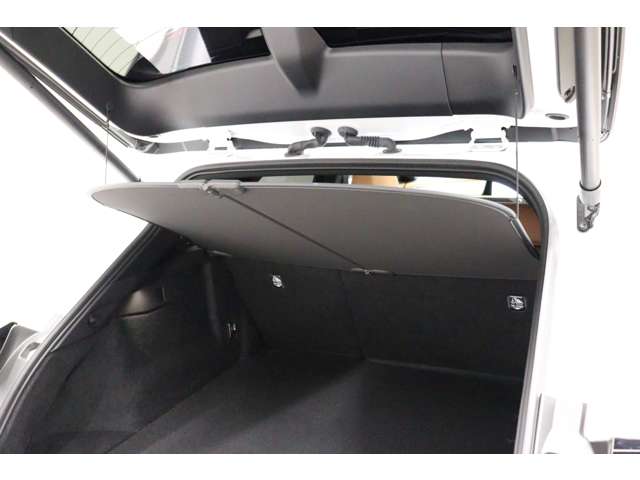 トヨタ クラウン　スポーツ　ハイブリッド ２．５ Ｚ Ｅ－ＦＯＵＲ ４ＷＤ R6年 (東海) 99