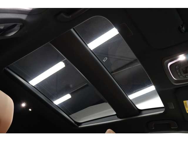 トヨタ クラウン　スポーツ　ハイブリッド ２．５ Ｚ Ｅ－ＦＯＵＲ ４ＷＤ R6年 (東海) 99