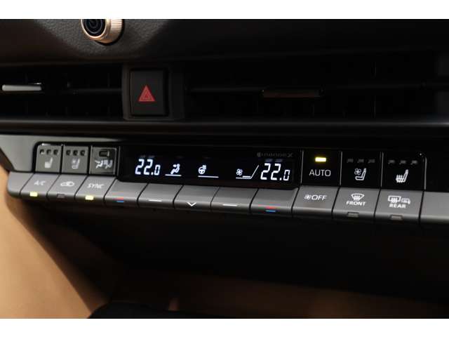 トヨタ クラウン　スポーツ　ハイブリッド ２．５ Ｚ Ｅ－ＦＯＵＲ ４ＷＤ R6年 (東海) 99