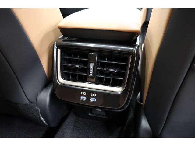 トヨタ クラウン　スポーツ　ハイブリッド ２．５ Ｚ Ｅ－ＦＯＵＲ ４ＷＤ R6年 (東海) 99