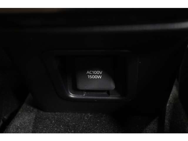 トヨタ クラウン　スポーツ　ハイブリッド ２．５ Ｚ Ｅ－ＦＯＵＲ ４ＷＤ R6年 (東海) 99