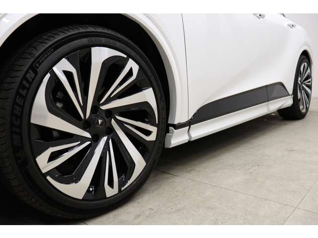 トヨタ クラウン　スポーツ　ハイブリッド ２．５ Ｚ Ｅ－ＦＯＵＲ ４ＷＤ R6年 (東海) 99