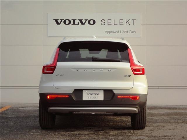 ボルボ ＸＣ４０ Ｂ４ ＡＷＤ インスクリプション ４ＷＤ R2年 (東北) 99