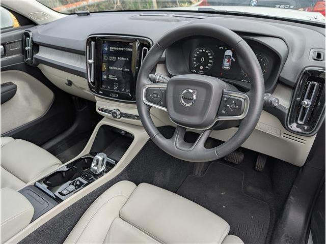 ボルボ ＸＣ４０ Ｂ４ ＡＷＤ インスクリプション ４ＷＤ R2年 (東北) 99