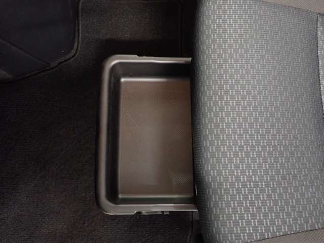 トヨタ ルーミー １．０ Ｇ R5年 (関東) 99