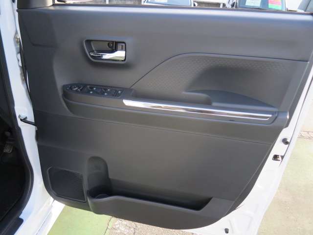 ダイハツ タント ６６０ カスタム Ｘ R5年 (関東) 99