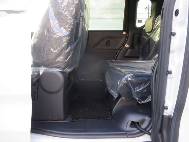 ダイハツ タント ６６０ カスタム Ｘ R5年 (関東) 99