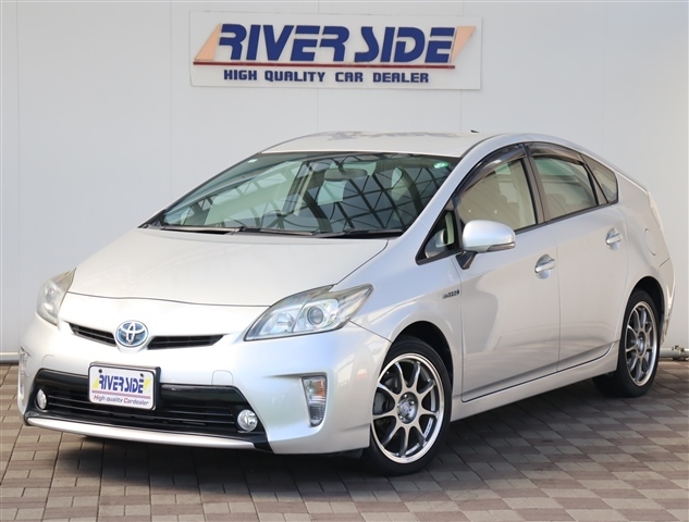 トヨタ プリウス １．８ Ｓ H25年 (関東) 99