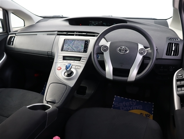 トヨタ プリウス １．８ Ｓ H25年 (関東) 99