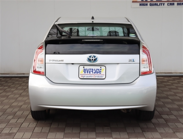 トヨタ プリウス １．８ Ｓ H25年 (関東) 99