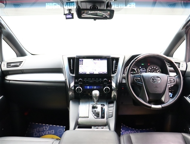 トヨタ ヴェルファイア　ハイブリッド ハイブリッド ２．５ エグゼクティブ ラウンジ Ｚ Ｅ－ＦＯＵＲ ４ＷＤ H30年 (関東) 99