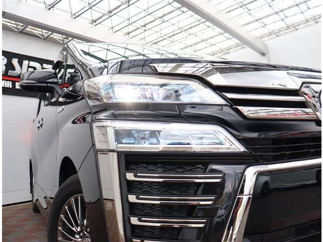 トヨタ ヴェルファイア　ハイブリッド ハイブリッド ２．５ エグゼクティブ ラウンジ Ｚ Ｅ－ＦＯＵＲ ４ＷＤ H30年 (関東) 99