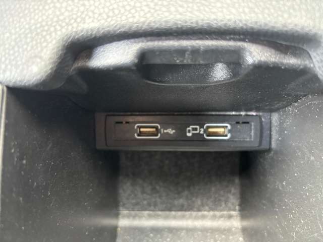 メルセデスベンツ ＣＬＡシューティングブレーク ＣＬＡ１８０　スポーツ H28年 (関東) 99