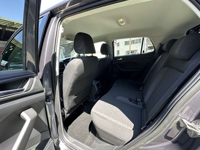 フォルクスワーゲン Ｔ－ＣＲＯＳＳ ＴＳＩ アクティブ R4年 (東海) 99