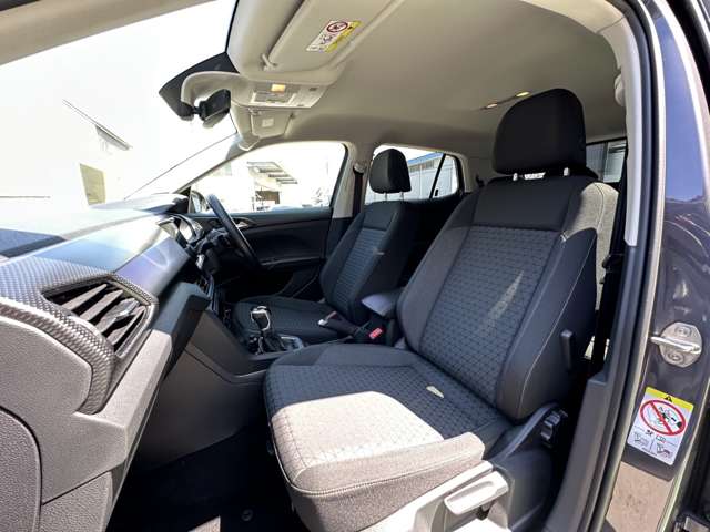 フォルクスワーゲン Ｔ－ＣＲＯＳＳ ＴＳＩ アクティブ R4年 (東海) 99