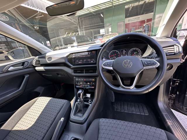 フォルクスワーゲン Ｔ－ＣＲＯＳＳ ＴＳＩ アクティブ R4年 (東海) 99