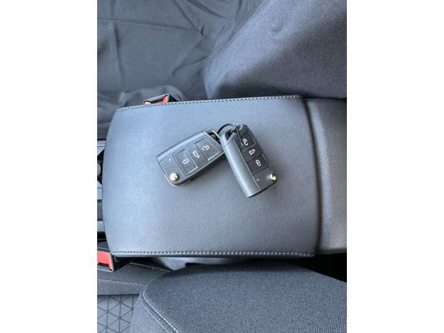 フォルクスワーゲン Ｔ－ＣＲＯＳＳ ＴＳＩ アクティブ R4年 (東海) 99