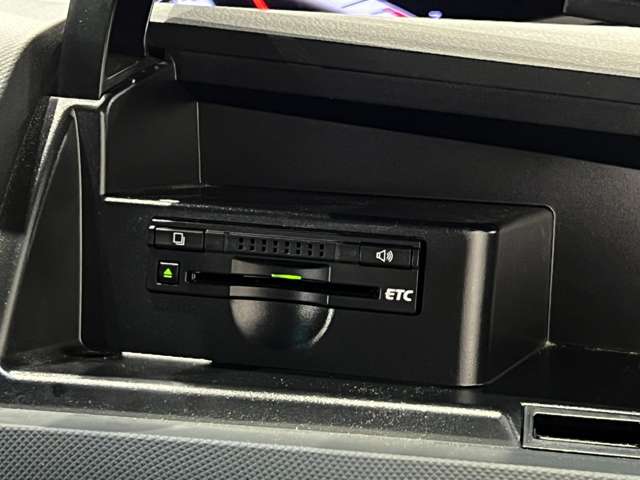 トヨタ エスティマ ２．４ アエラス H26年 (関東) 99