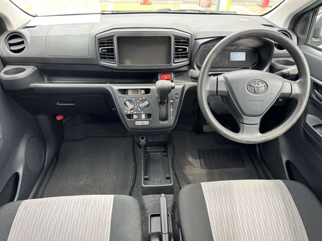 トヨタ ピクシス　エポック ６６０ Ｂ ＳＡＩＩＩ H29年 (東海) 99