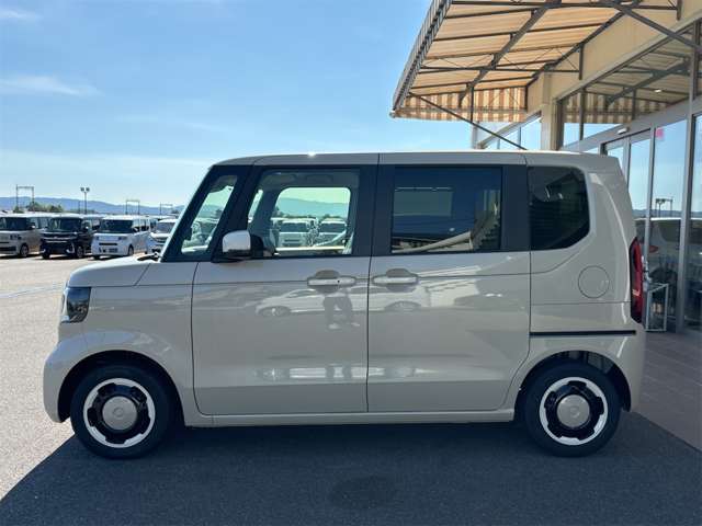 ホンダ Ｎ　ＢＯＸ ６６０ ファッションスタイル R7年 (近畿) 99