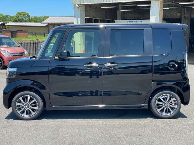 ホンダ Ｎ　ＢＯＸ カスタム ６６０ R6年 (近畿) 99