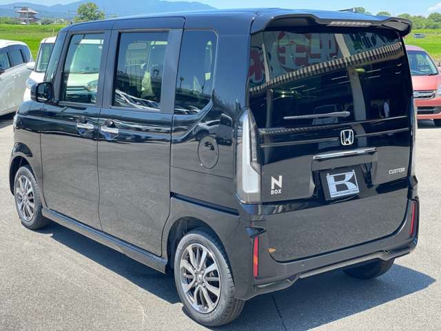 ホンダ Ｎ　ＢＯＸ カスタム ６６０ R6年 (近畿) 99