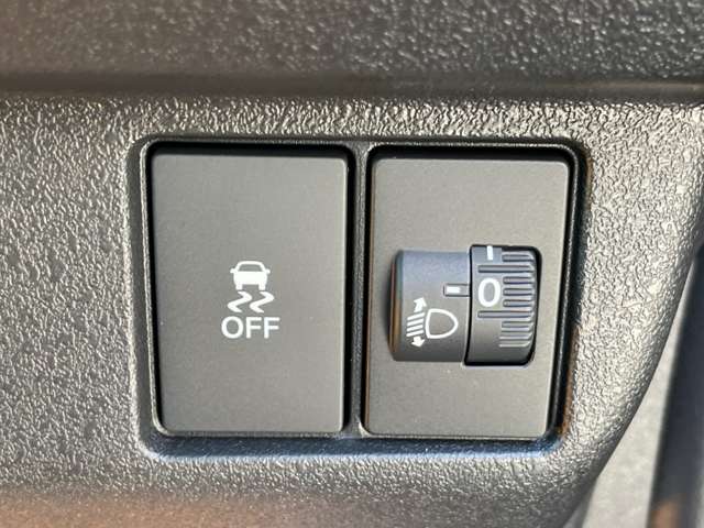 ホンダ Ｎ　ＢＯＸ カスタム ６６０ R6年 (近畿) 99