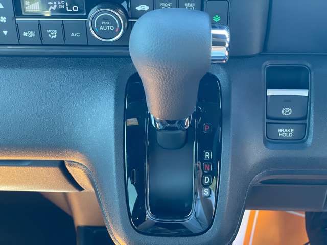 ホンダ Ｎ　ＢＯＸ カスタム ６６０ R6年 (近畿) 99