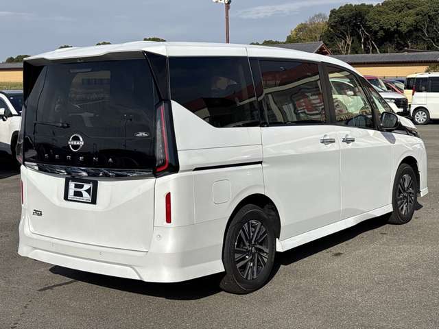 日産 セレナ ２．０ ハイウェイスターＶ Ｖセレクション R6年 (近畿) 99