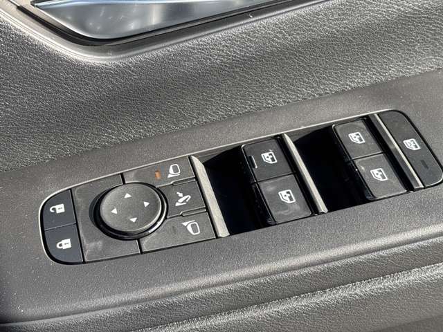 日産 セレナ ２．０ ハイウェイスターＶ Ｖセレクション R6年 (近畿) 99